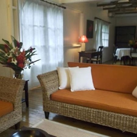 Five Princes Hotel Suva Esterno foto